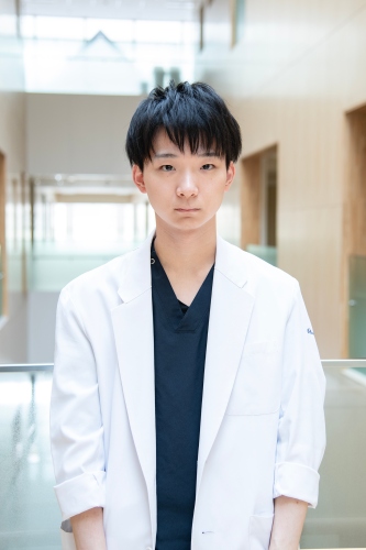 赤坂医員の写真