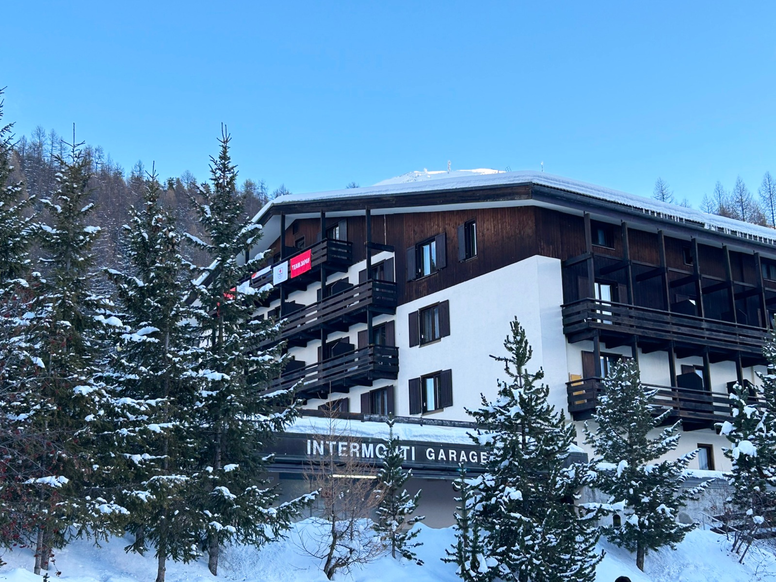 リヴィーニョ選手村　日本選手団滞在ホテル