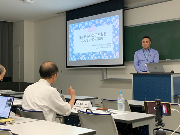 浅利講師と北川教授による意見交換