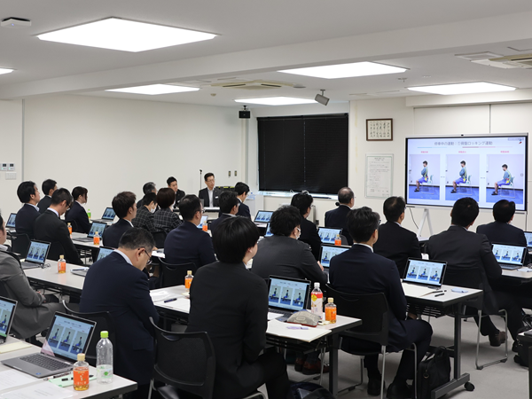 会場全体のようす