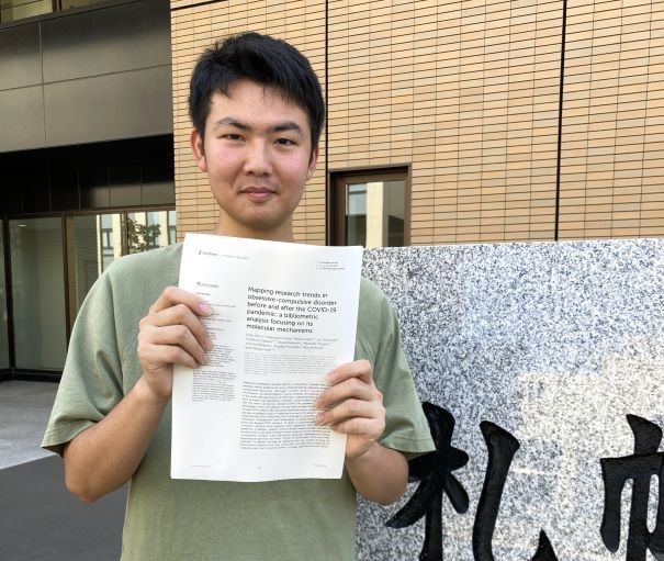 医学部生理学講座細胞生理学分野MD-PhDコースの井上結翔さん