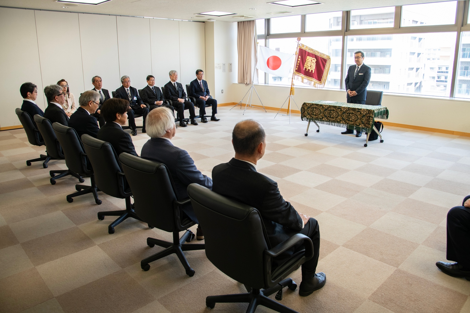 名誉教授称号授与式の様子