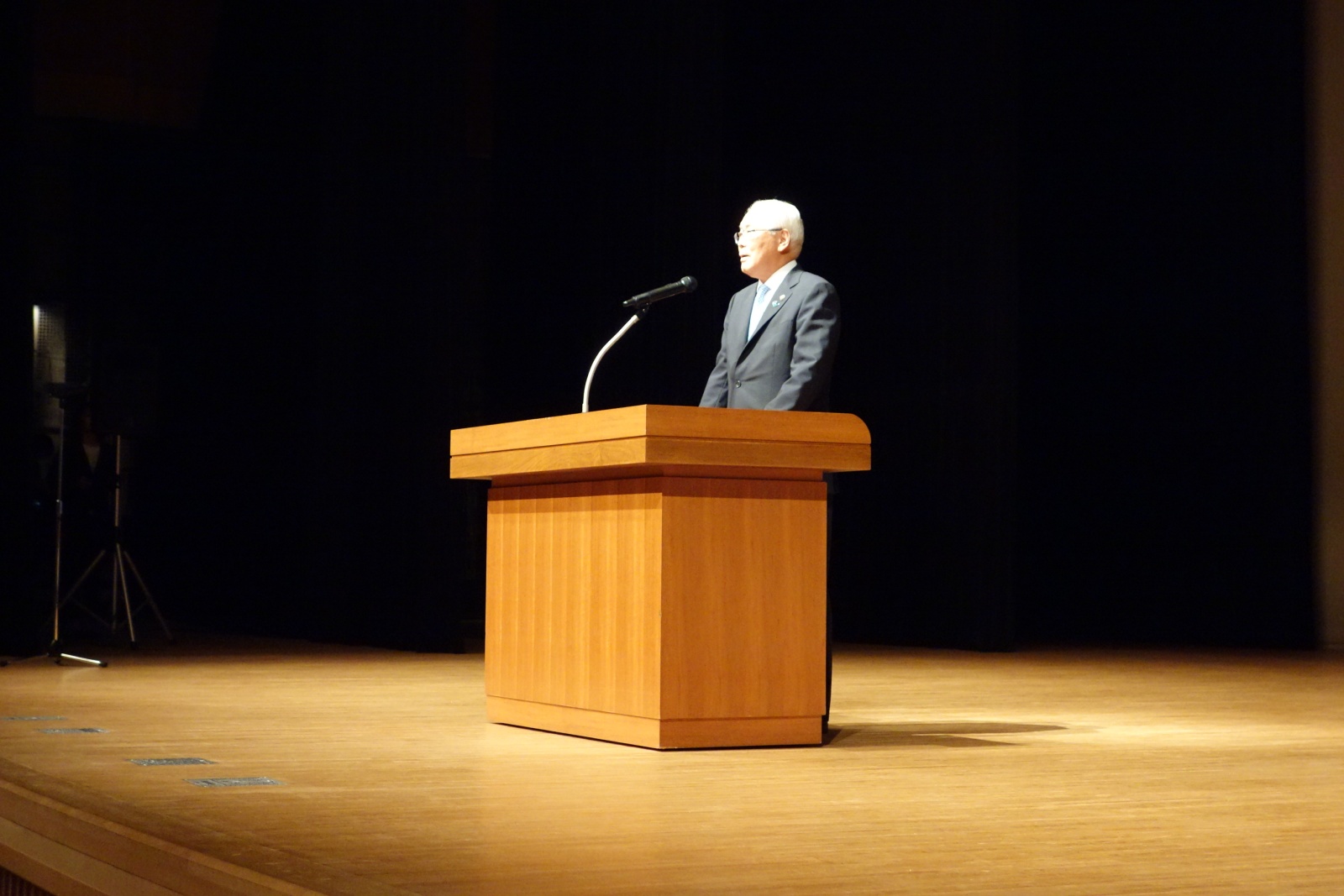 上野北広島市長が開会の挨拶をしました