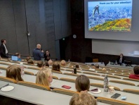 写真3．タンペレ大学での講演の様子