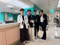 写真11．中国医薬大学での研修の様子②　右端が國寄さん