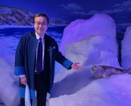 写真13．オホーツク流氷館にて流氷体験