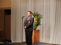 写真5.片寄保健医療学部長による乾杯の発声