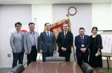写真6.左からMoon Il Bong教授、Oh Kunseok副学長、Kim Kyeong Tae総長、山下学長、杉村教授、Kim Yun Min教授