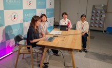 写真15.左から清水主任、松本主査、深瀧助教、糸井主査
