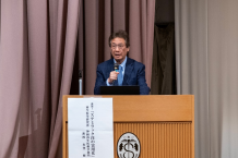 写真4.本望教授による講演