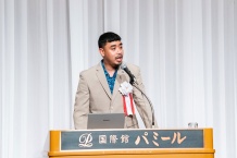 写真3．アルラン・ジェイソン先生による講演