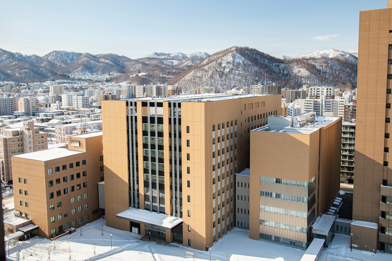 NO.9　教育研究棟